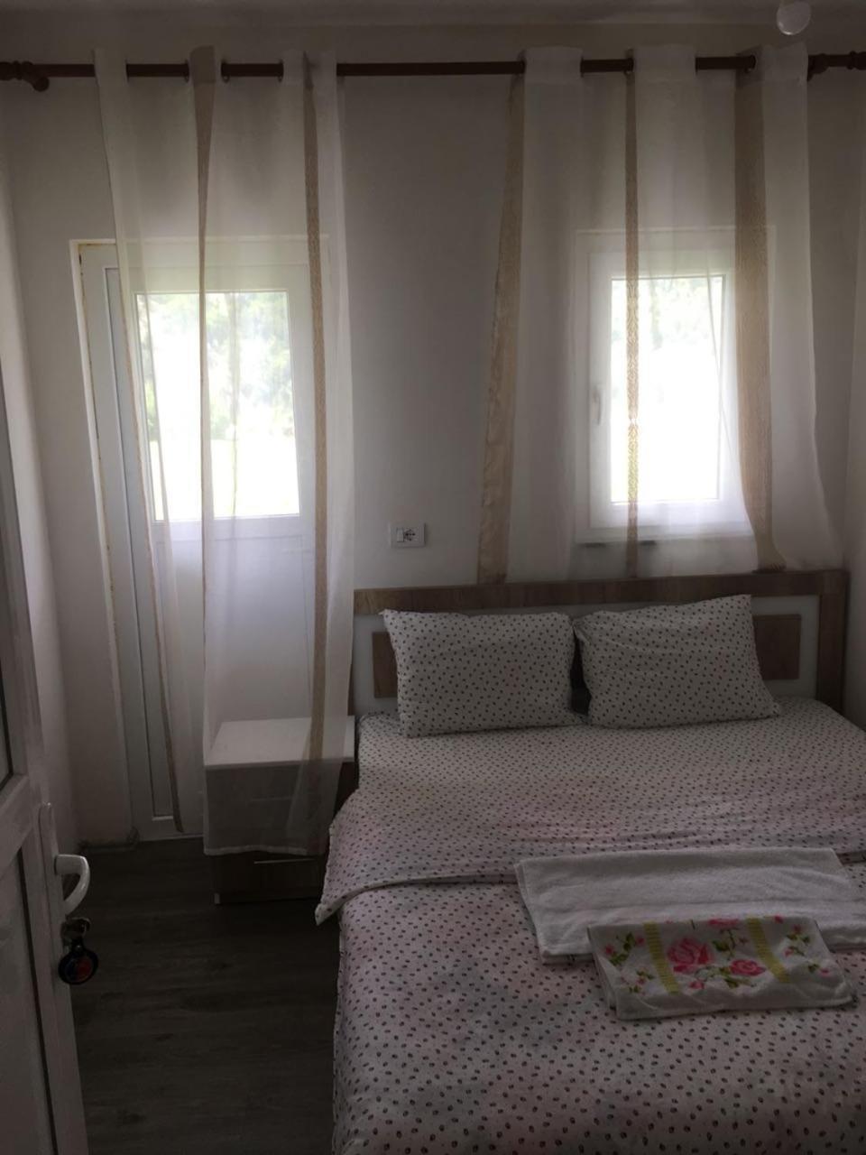 Guesthouse Skender Selimaj ヴァルボナ エクステリア 写真