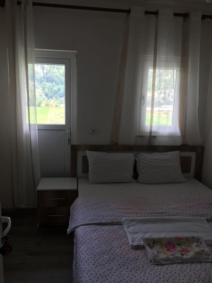 Guesthouse Skender Selimaj ヴァルボナ エクステリア 写真
